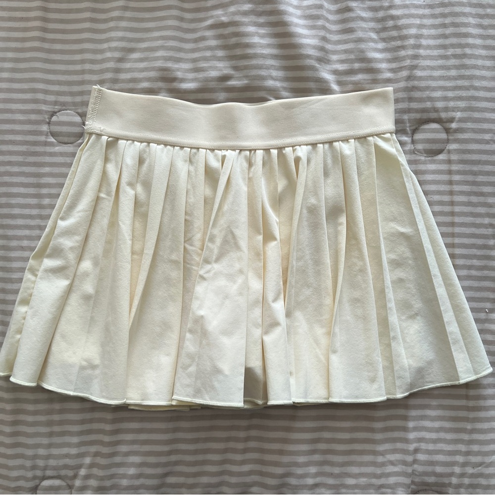 Aritzia Tennis Pro Mini Skirt